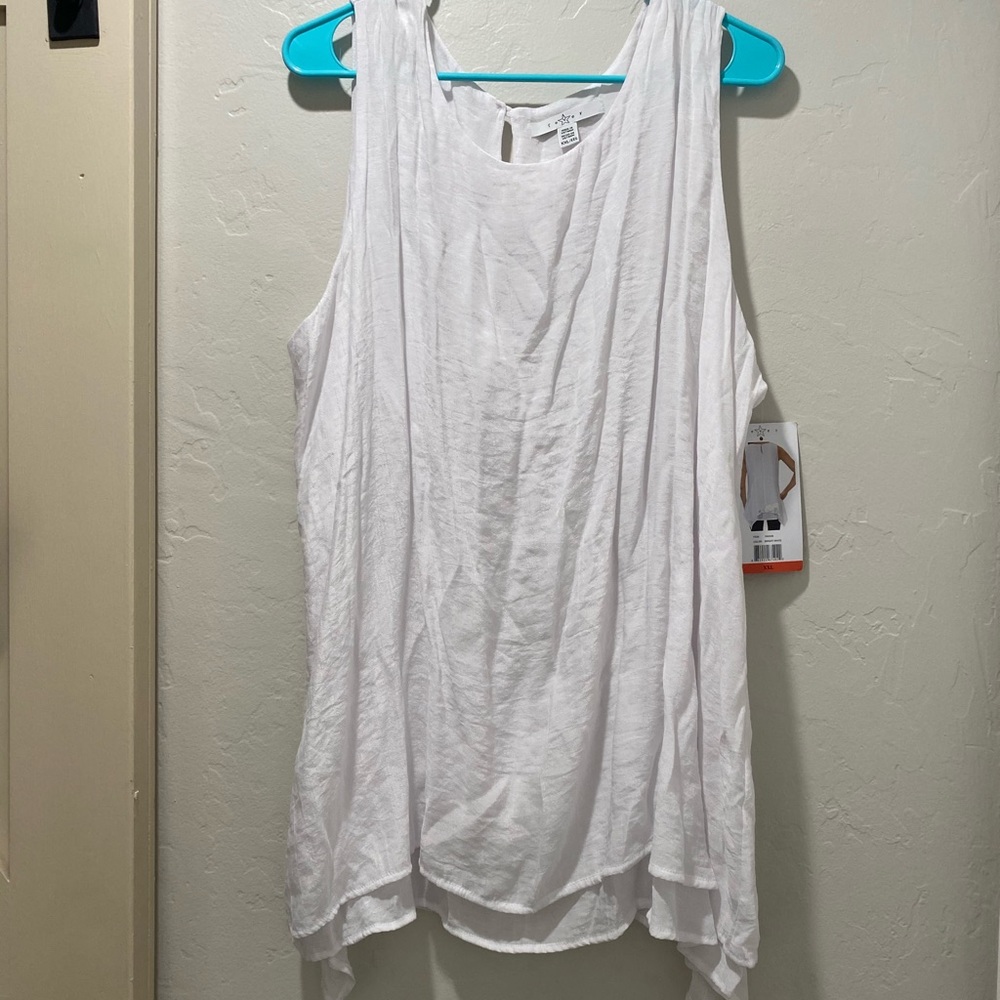 Dressy tank white and black bundle size xxl